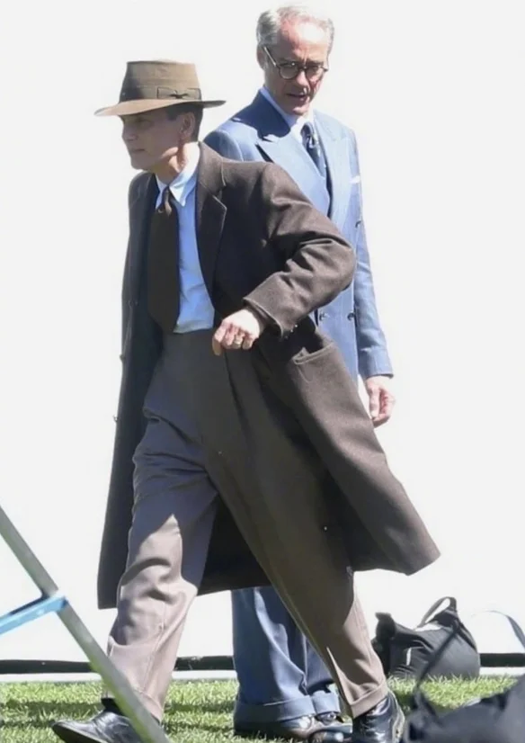 New video and set photos of Nolan's new film "Oppenheimer" have been released!
