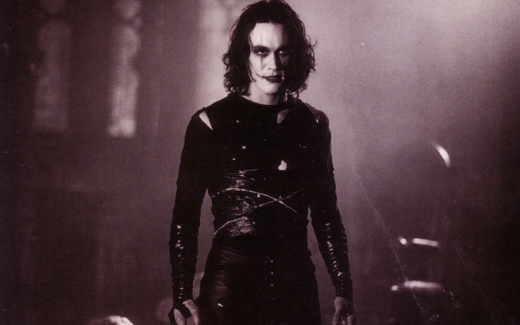 The reboot version of the classic cult film "The Crow‎" exposes new progress