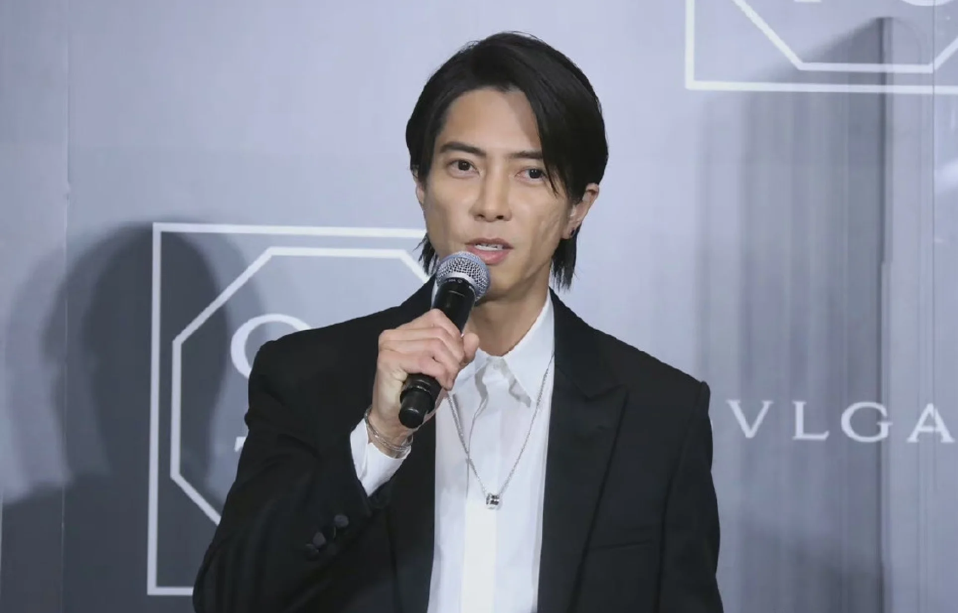 Tomohisa Yamashita has lost a lot of weight!