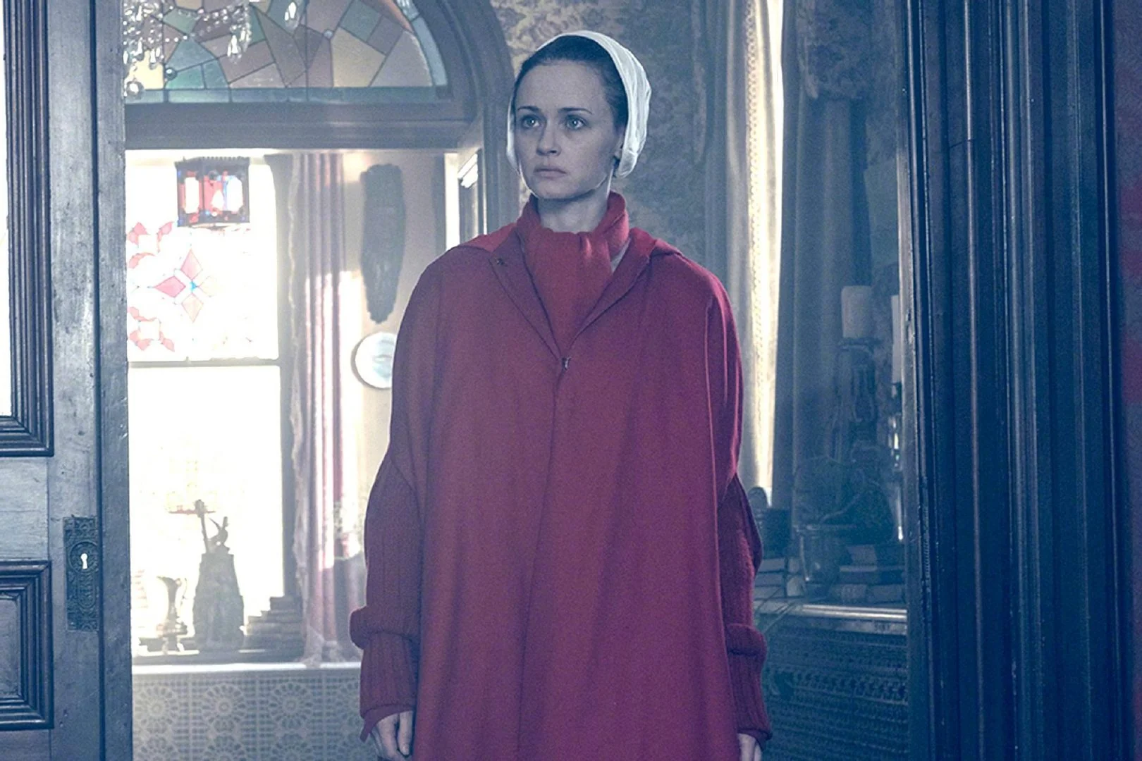 Alexis Bledel Announces Exit from "The Handmaid's Tale"