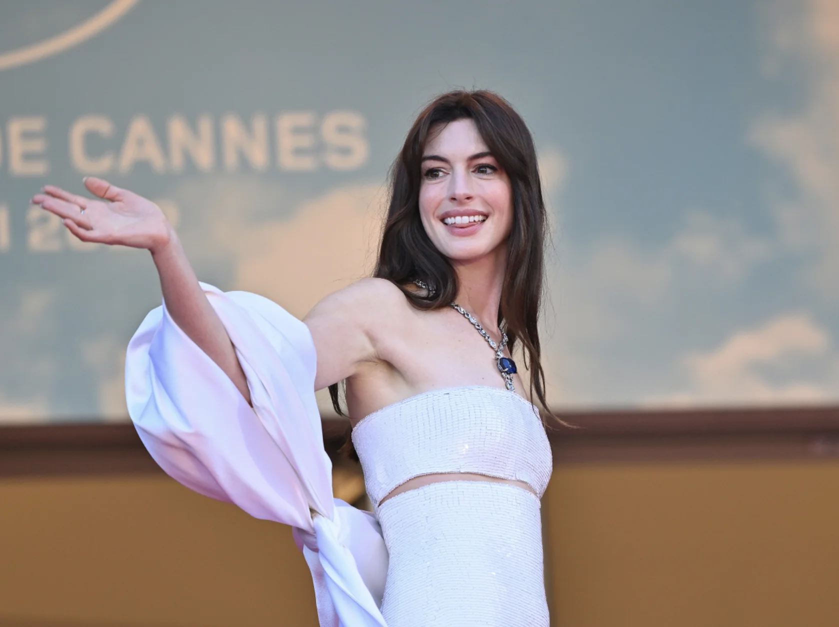'Armageddon Time‎': Anne Hathaway Cannes Premiere