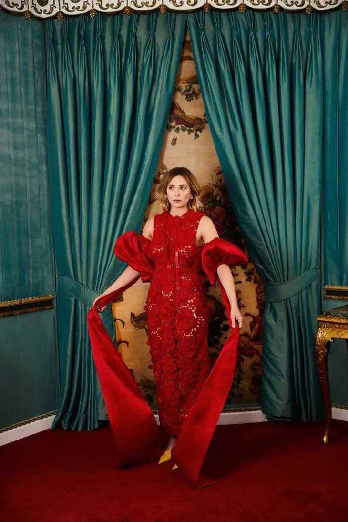 Elizabeth Olsen, British version of "Harper's Bazaar" photo