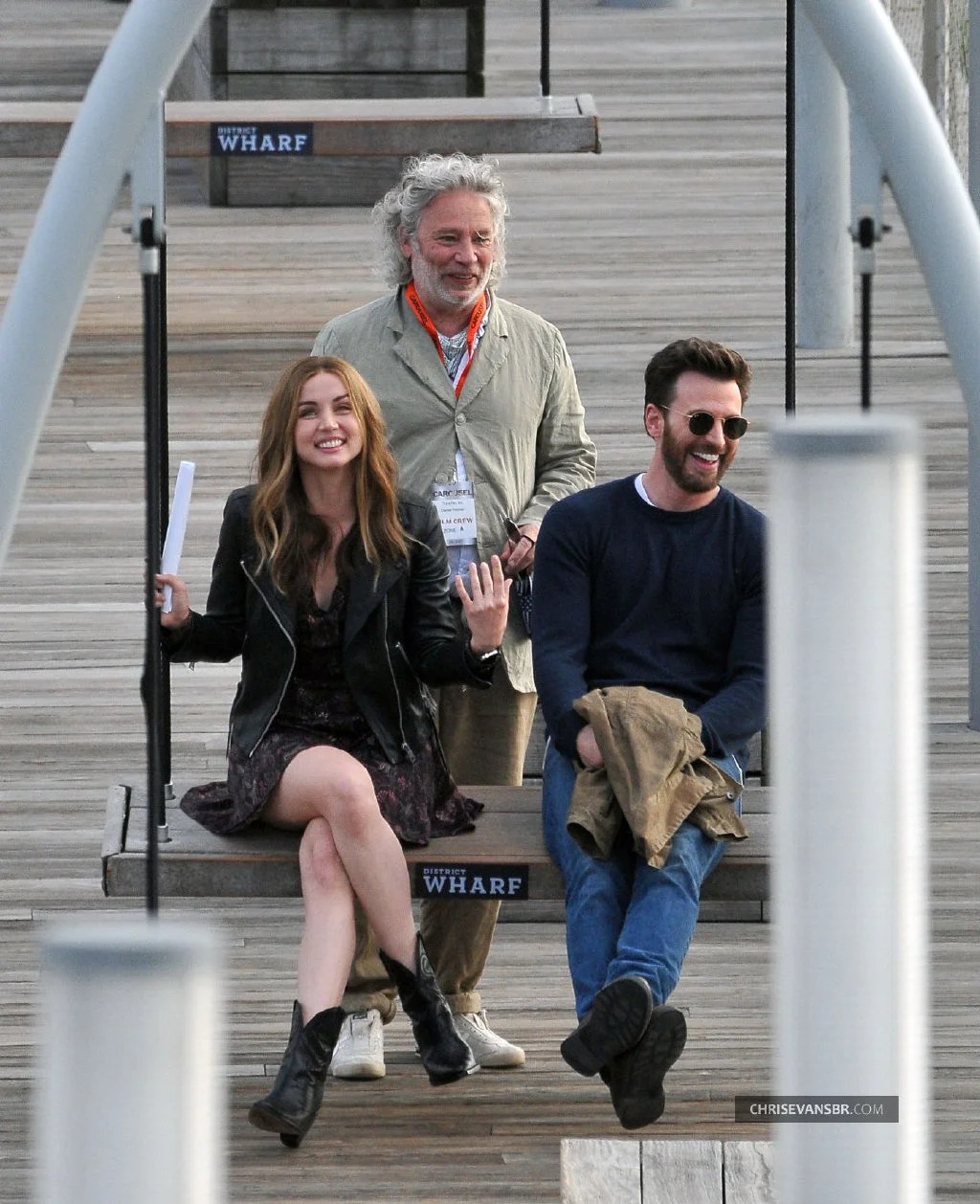 "Ghosted" star Ana de Armas wraps up filming, posts thanks to partner Chris Evans