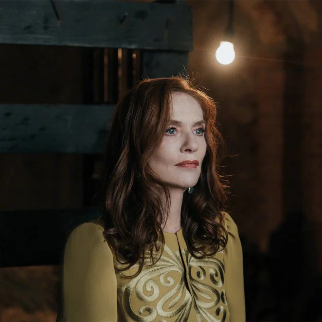 "Hi-Han‎" Cannes Releases Stills, Isabelle Huppert Model Exposure