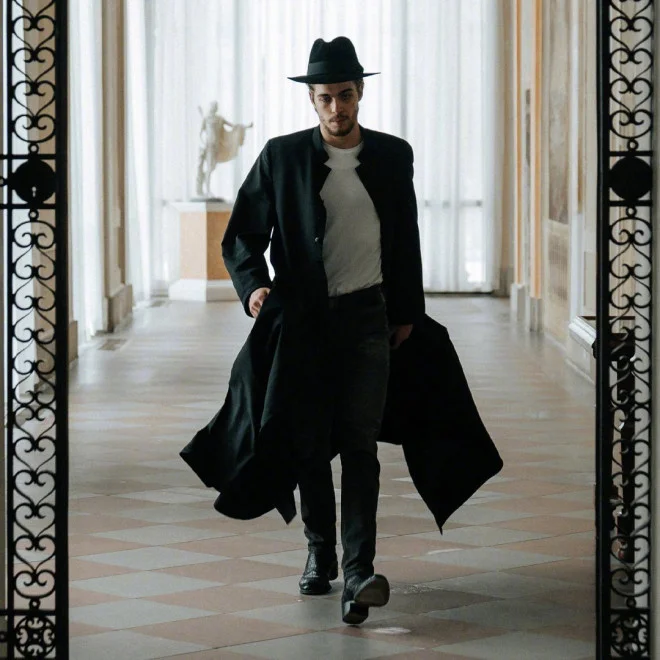 "Hi-Han‎" Cannes Releases Stills, Isabelle Huppert Model Exposure