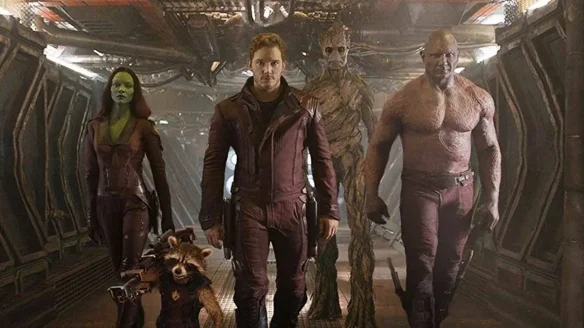 James Gunn releases "Guardians of the Galaxy Vol. 3" end filming family photo! Star-Lord is getting fat again!