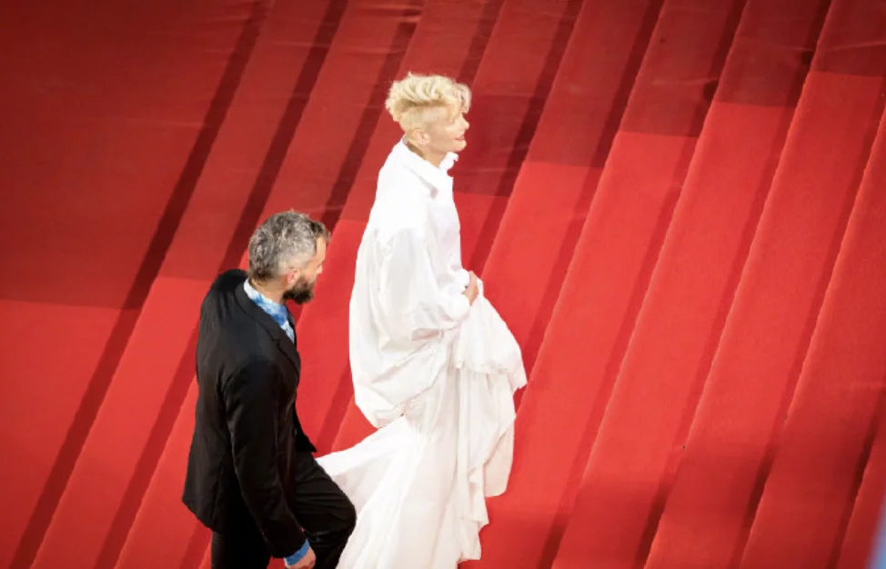 Tilda Swinton on the red carpet at "R.M.N."‎ premiere