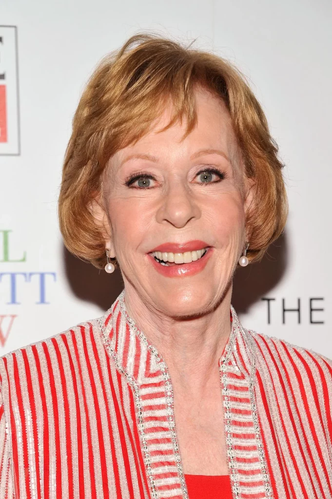 Carol Burnett joins the Apple comedy series "Mr. and Mrs. American Pie" as Norma, a high society woman