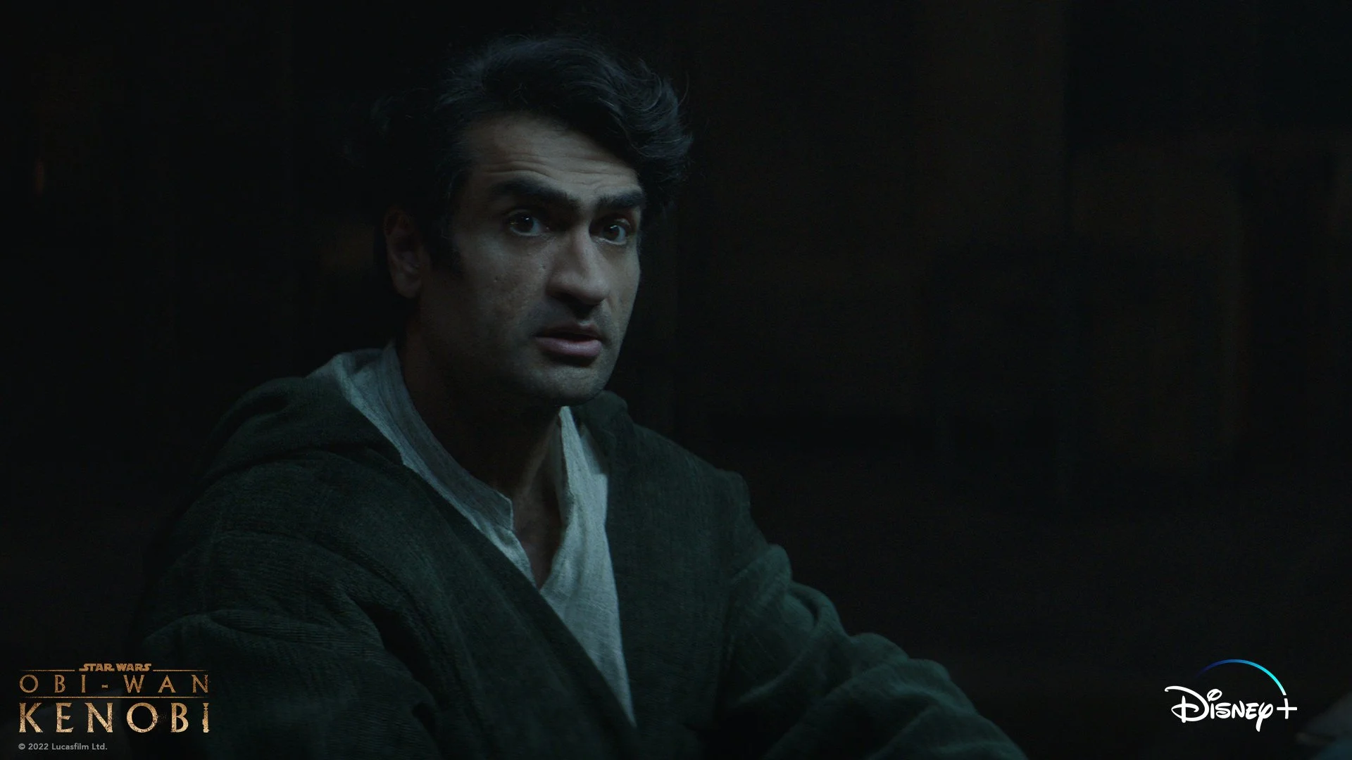 obi-wan-kenobi-revealed-a-new-set-of-character-posters-and-stills-darth-vader-and-infant-princess-leia-and-other-appearances-131