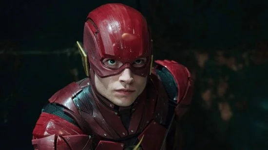 "The Flash" received good reviews in internal test screenings, and it's not practical to replace Ezra Miller with a remake
