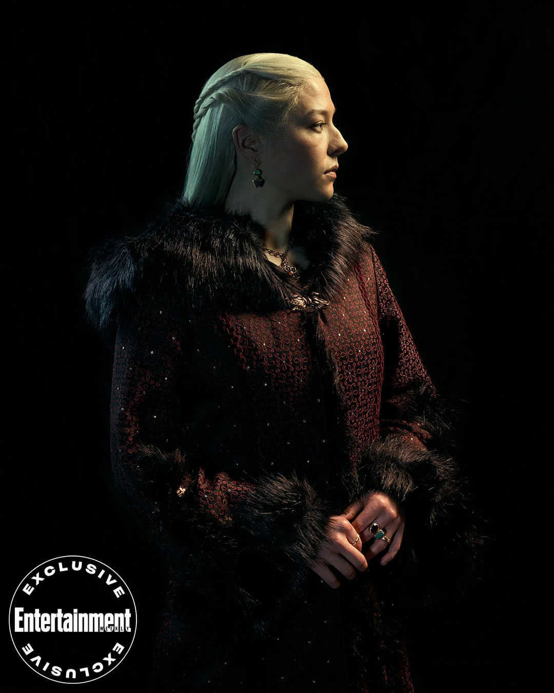house-of-the-dragon-released-multiple-new-stills-targaryen-family-collectively-unveiled-2-1