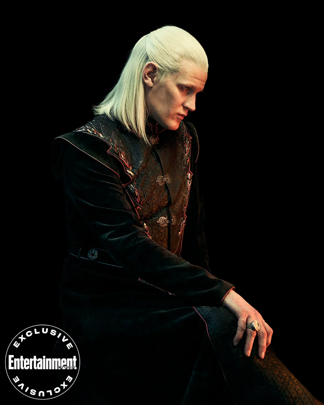 house-of-the-dragon-released-multiple-new-stills-targaryen-family-collectively-unveiled-4-1