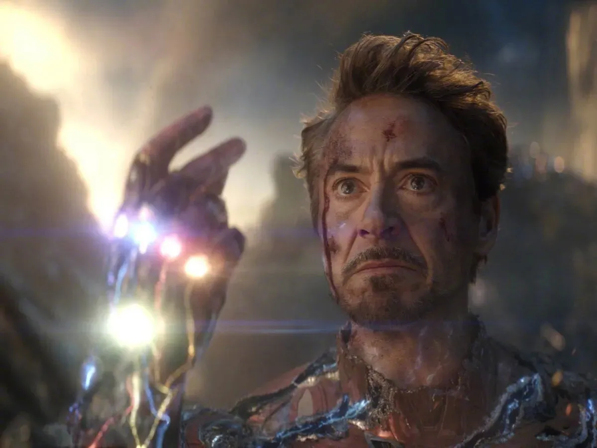 Jon Favreau once tried to stop the killing of "Iron Man" Tony Stark in "Avengers: Endgame" | FMV6