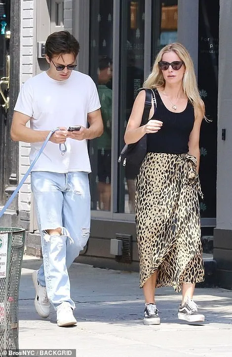 New lovers Sebastian Stan and Annabelle Wallis take a walk in Manhattan | FMV6