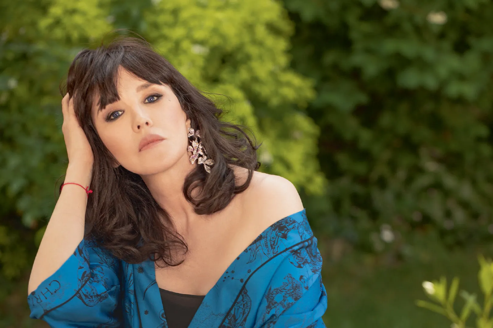 Adèle Exarchopoulos and Isabelle Adjani to star in action comedy film directed by Mélanie Laurent | FMV6