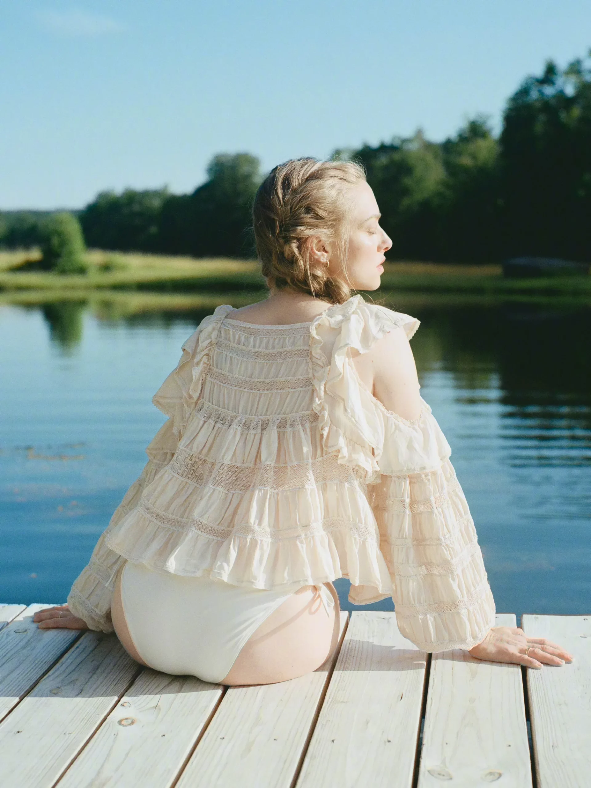 Amanda Seyfried, "Porter" August issue photo | FMV6