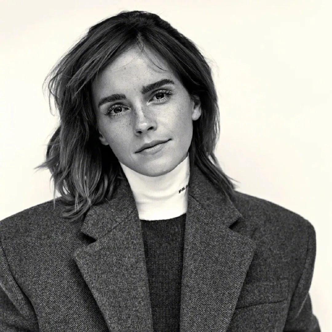 Emma Watson, 'Wonderland' magazine fall/winter cover photo | FMV6