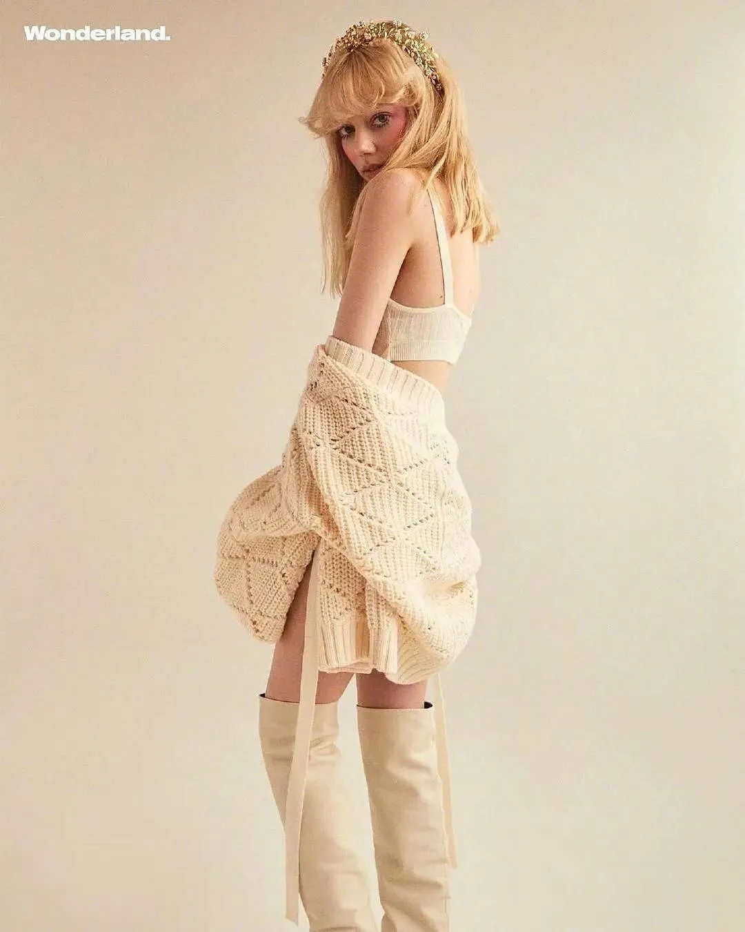 Grace Van Dien , "Wonderland" magazine summer issue photo | FMV6