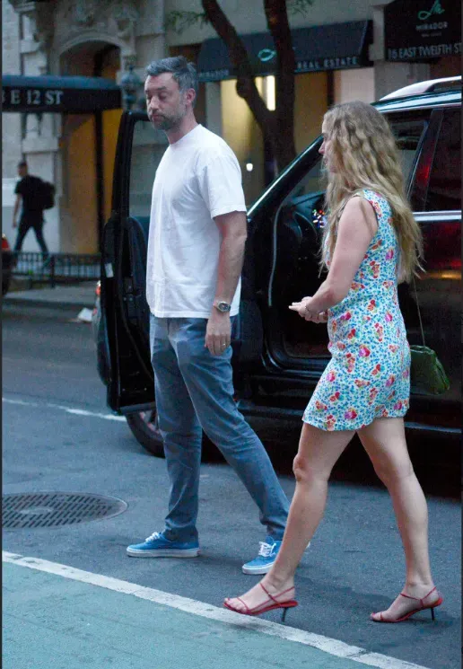 Jennifer Lawrence's date night with her husband Cooke Maroney | FMV6
