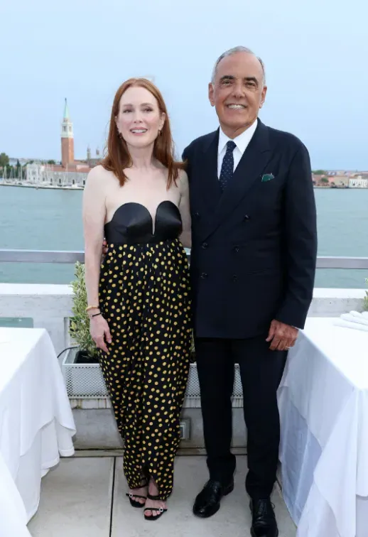 Julianne Moore at the 2022 Venice International Film Festival Opening Reception | FMV6