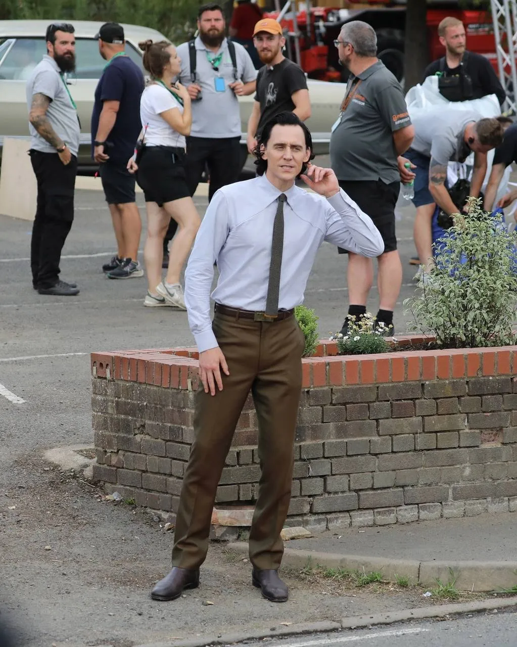 'Loki Season 2' reveals new set photos, Tom Hiddleston's smile is infectious | FMV6