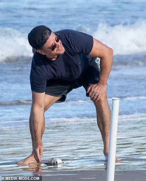 Matt Damon on holiday in Byron Bay with family and friends | FMV6