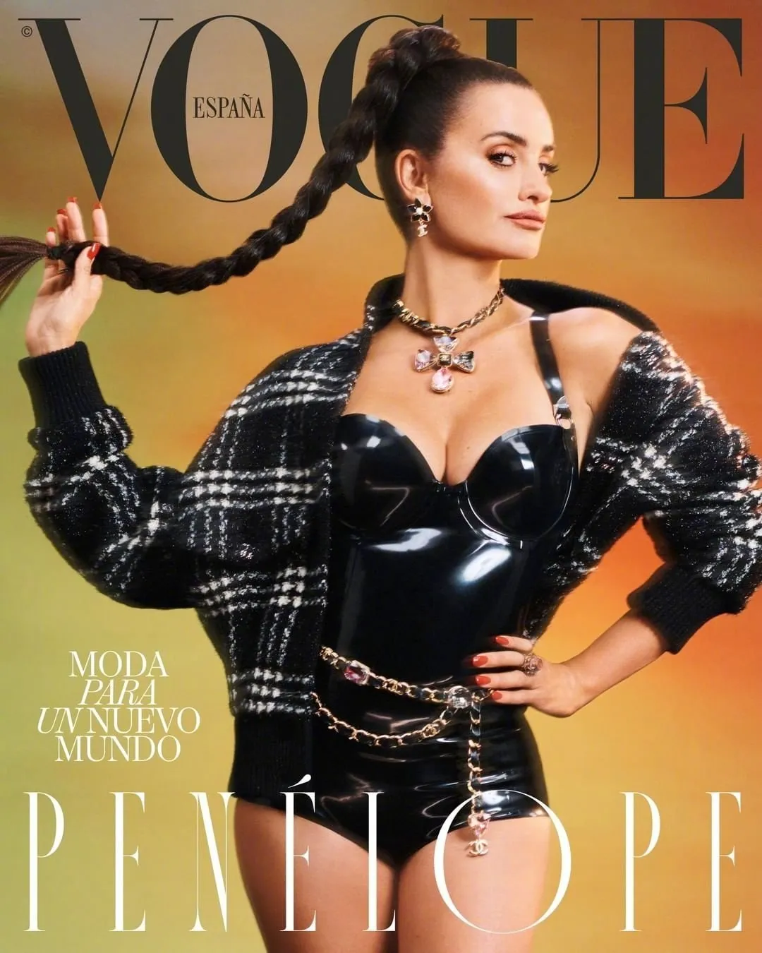 Penélope Cruz, 'Vogue' magazine Spain September issue photo | FMV6