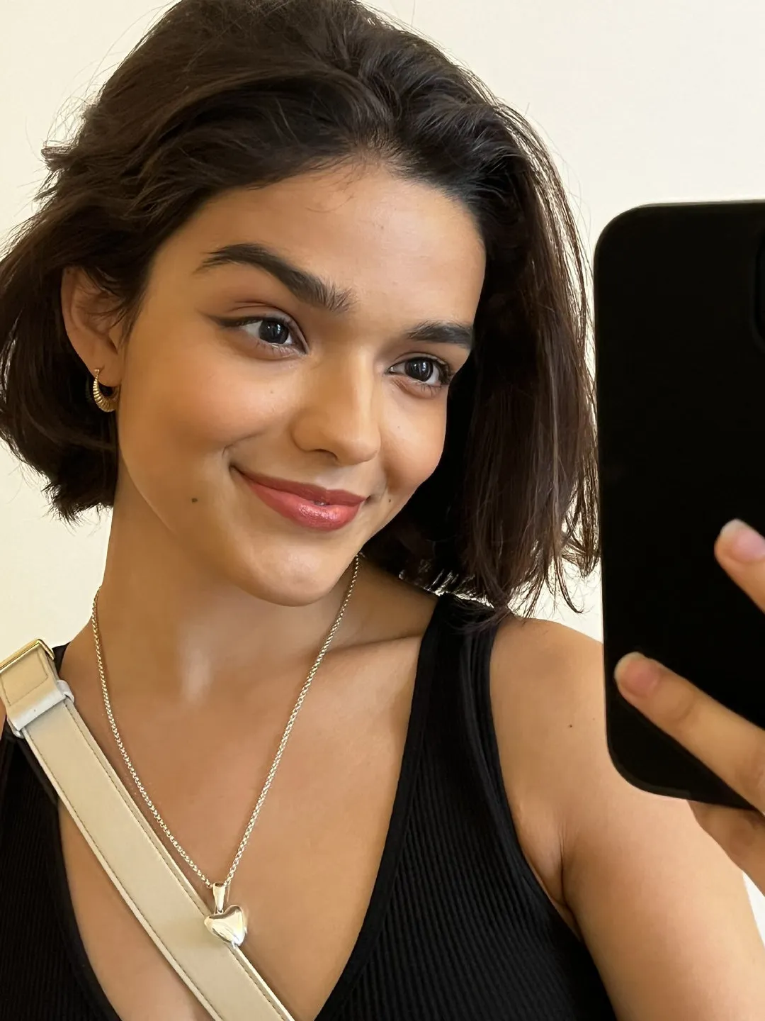 Rachel Zegler's new photo | FMV6