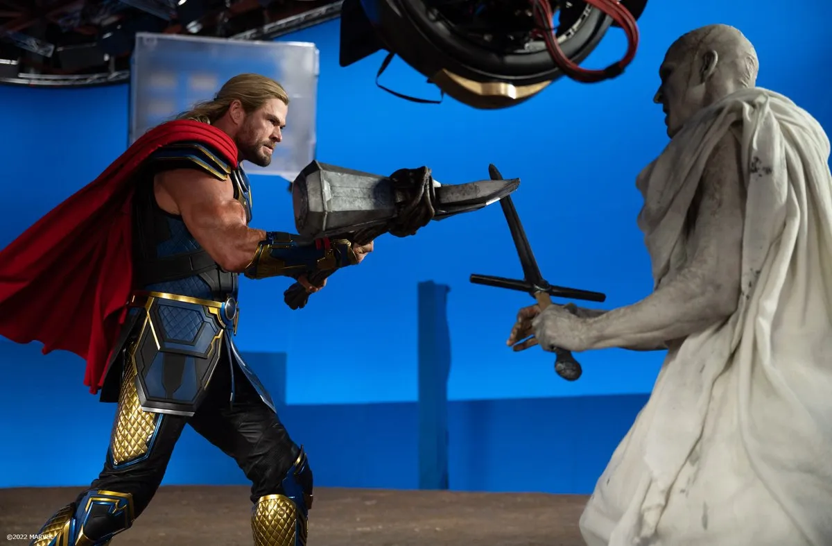 'Thor: Love and Thunder' reveals new behind-the-scenes photos | FMV6