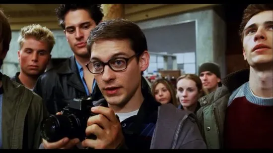 Tobey Maguire's "Spider-Man" Ultra HD Restoration Trailer: Recreate the famous kiss scene in the rain | FMV6