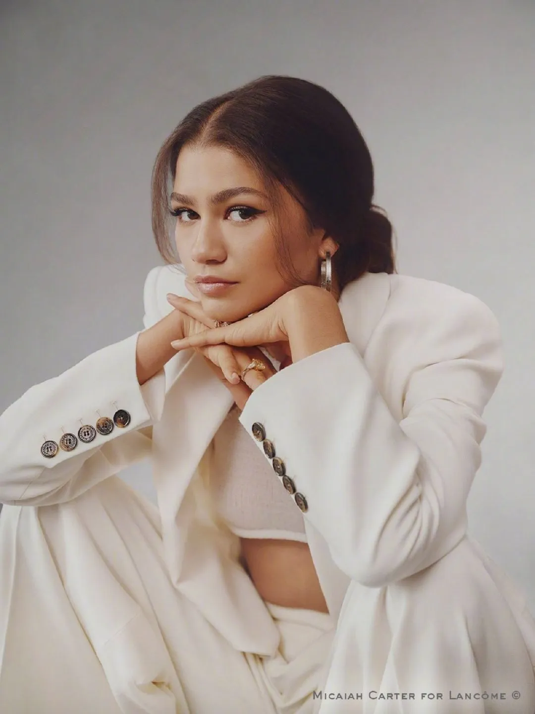 Zendaya's New Endorsement Photo | FMV6