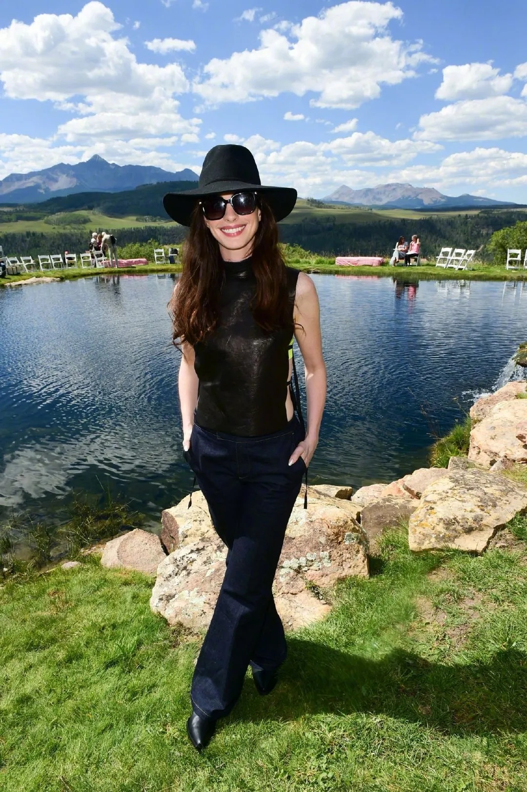 Anne Hathaway Attends Telluride Film Festival to Promote New Film 'Armageddon Time‎' | FMV6