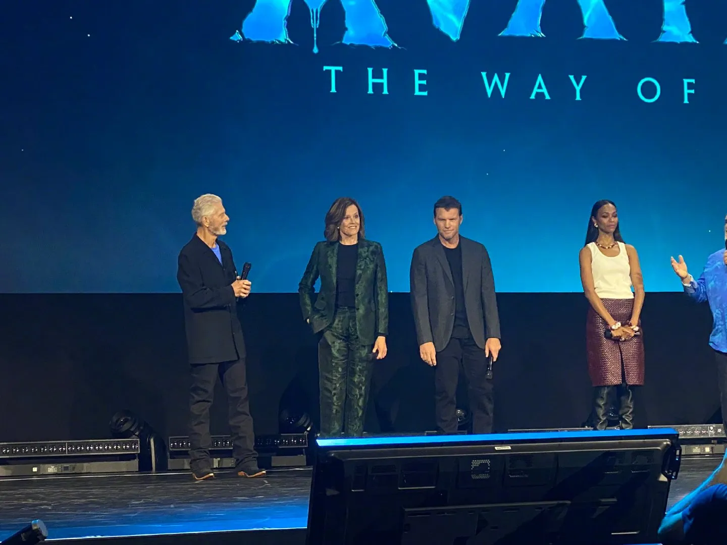 'Avatar: The Way Of Water' Shows Off Several Scenes at D23, and announced that "Avatar 4" is also filming | FMV6