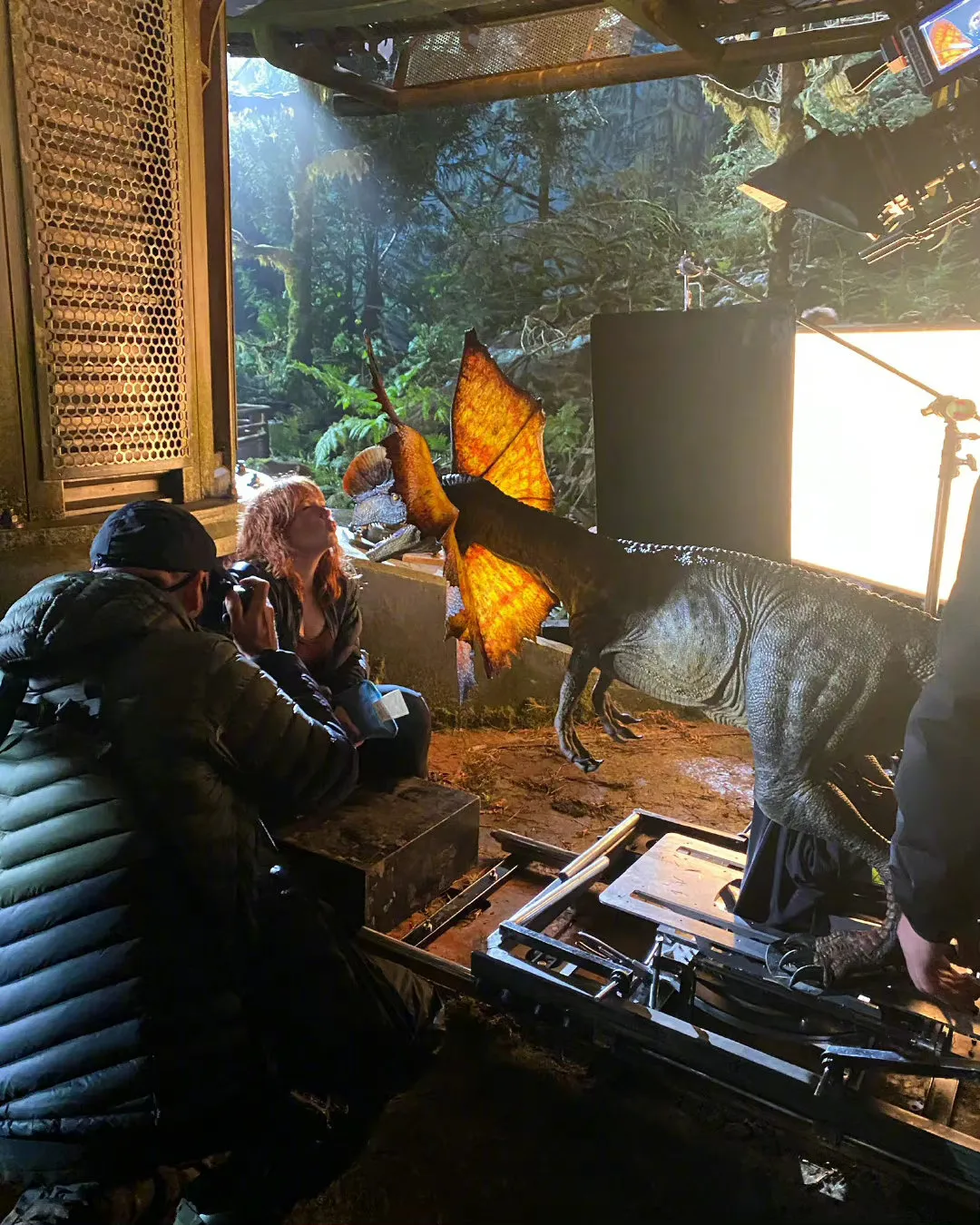 Bryce Dallas Howard shares behind-the-scenes photos of 'Jurassic World: Dominion' to thank fans | FMV6