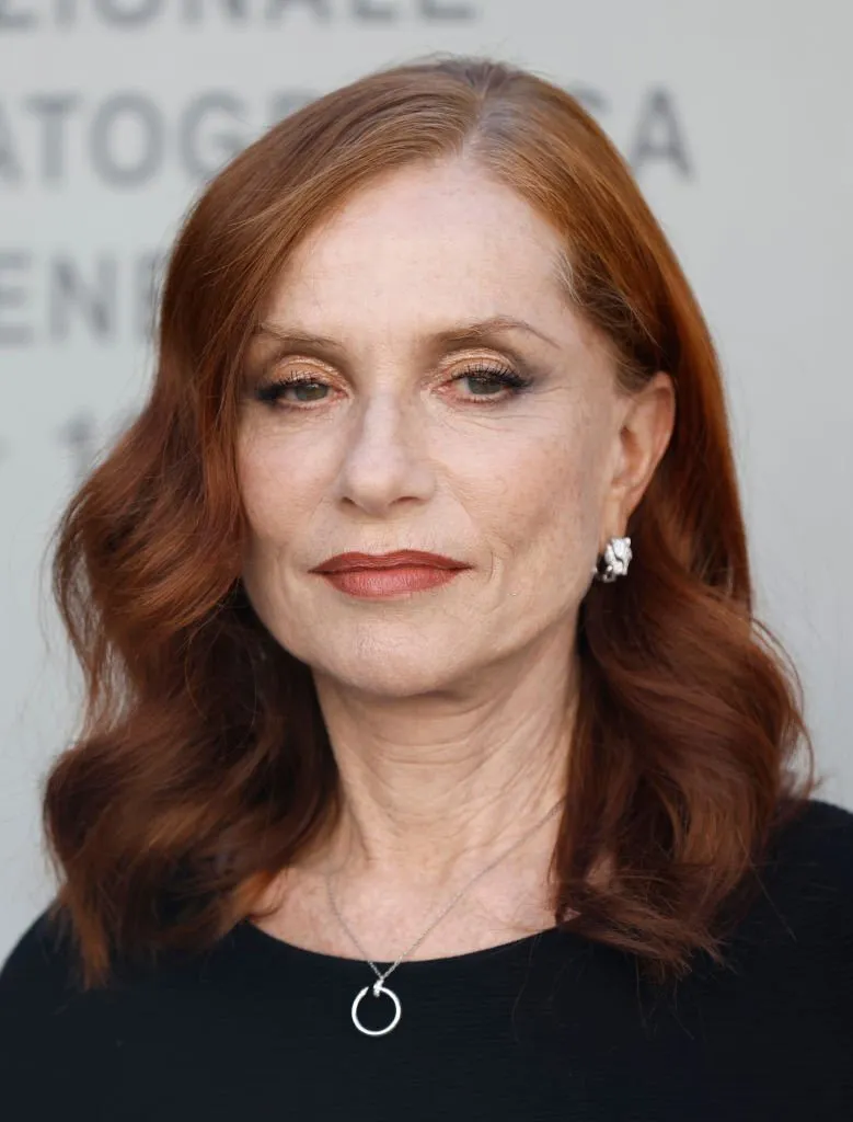 Isabelle Huppert attends the promotional event of 'La Syndicaliste‎' at the 79th Venice International Film Festival | FMV6