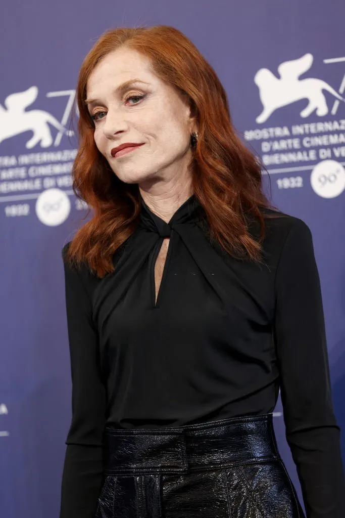 Isabelle Huppert attends the promotional event of 'La Syndicaliste‎' at the 79th Venice International Film Festival | FMV6