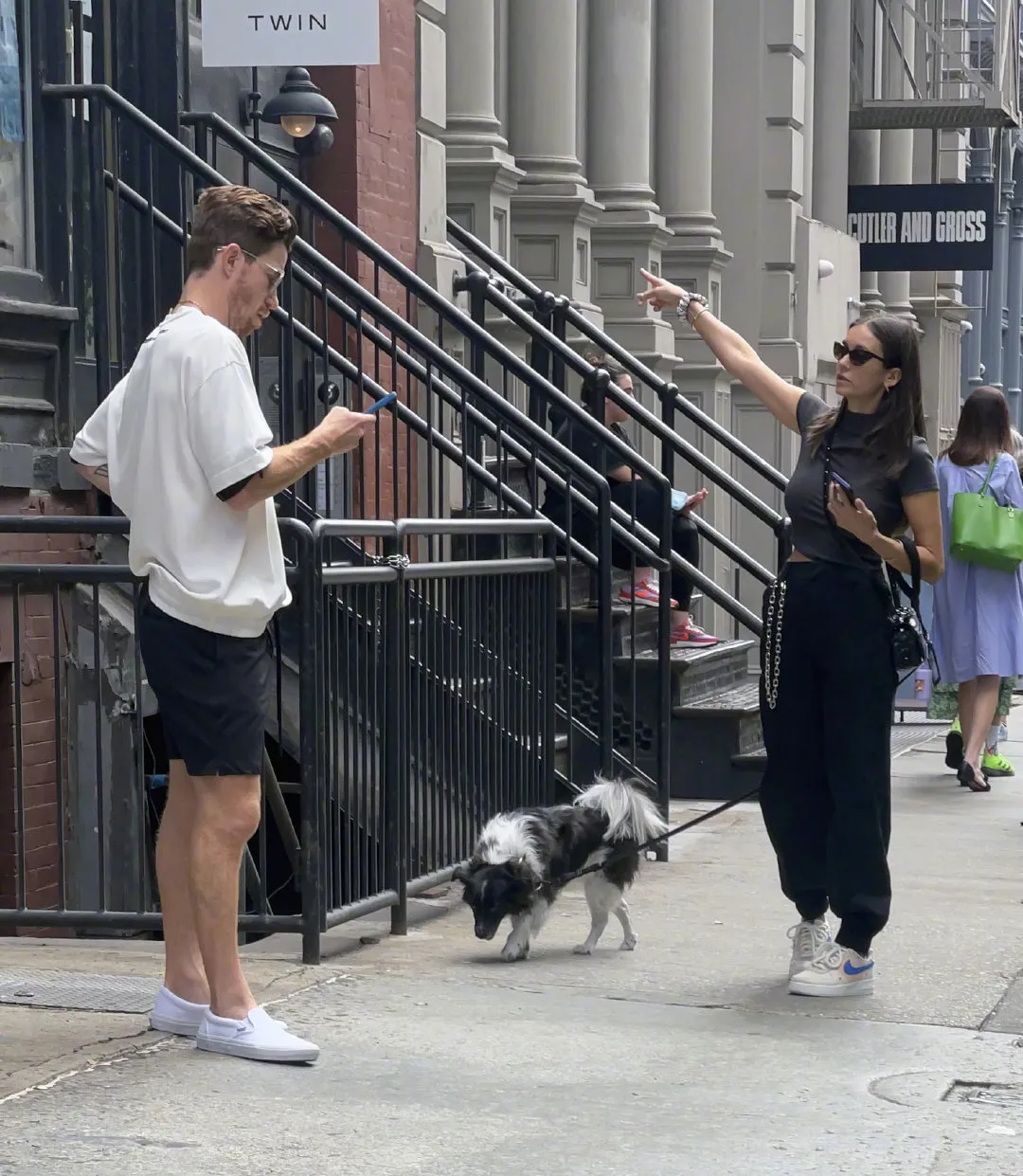 Nina Dobrev and Shaun White walk their dogs on the street | FMV6