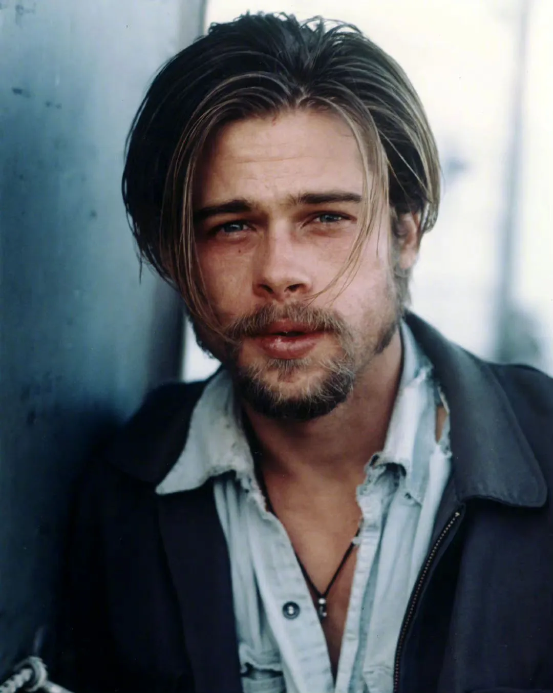 Old Photo Album: Unshaven Brad Pitt | FMV6