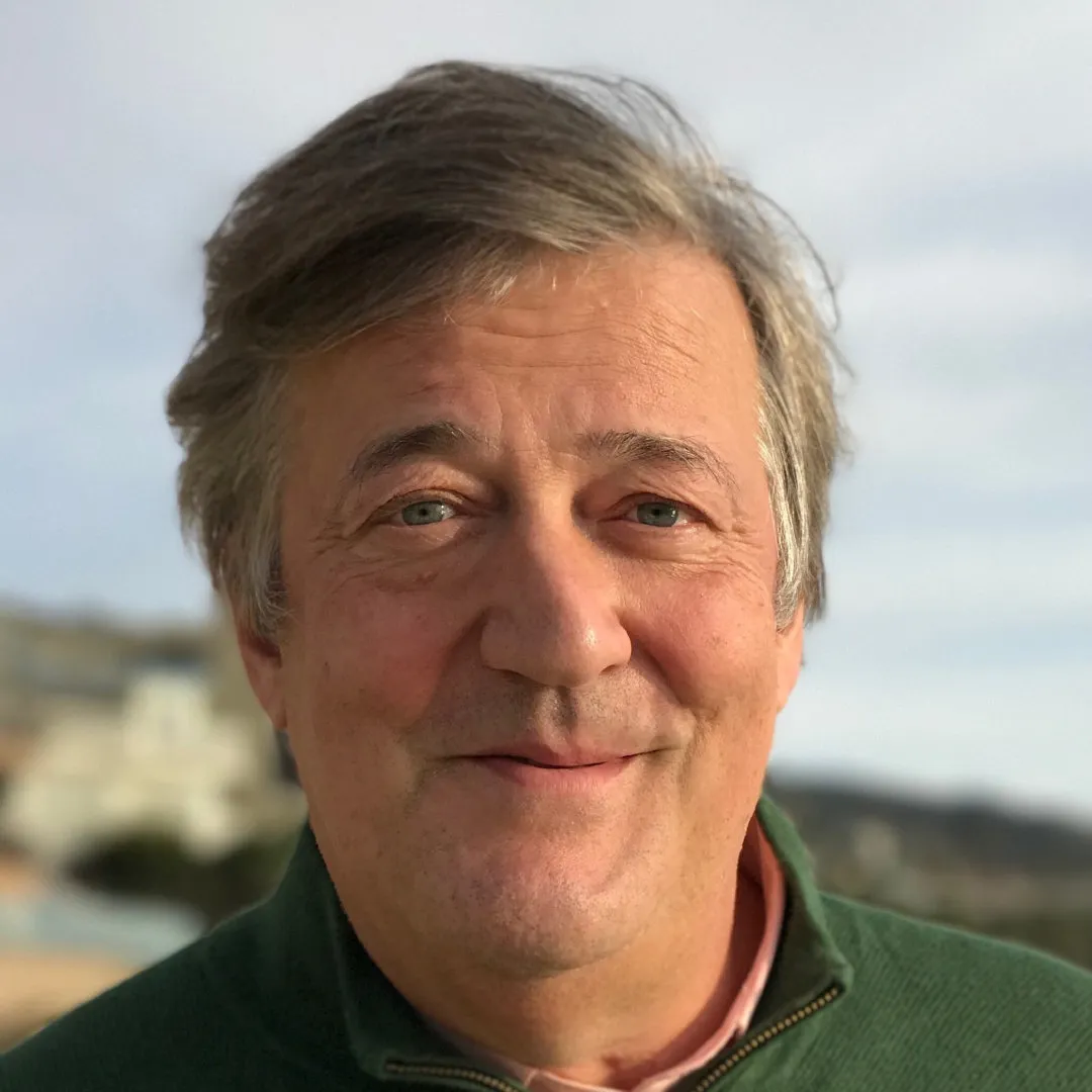 Stephen Fry will join 'The Morning Show Season 3' in a major recurring role. | FMV6