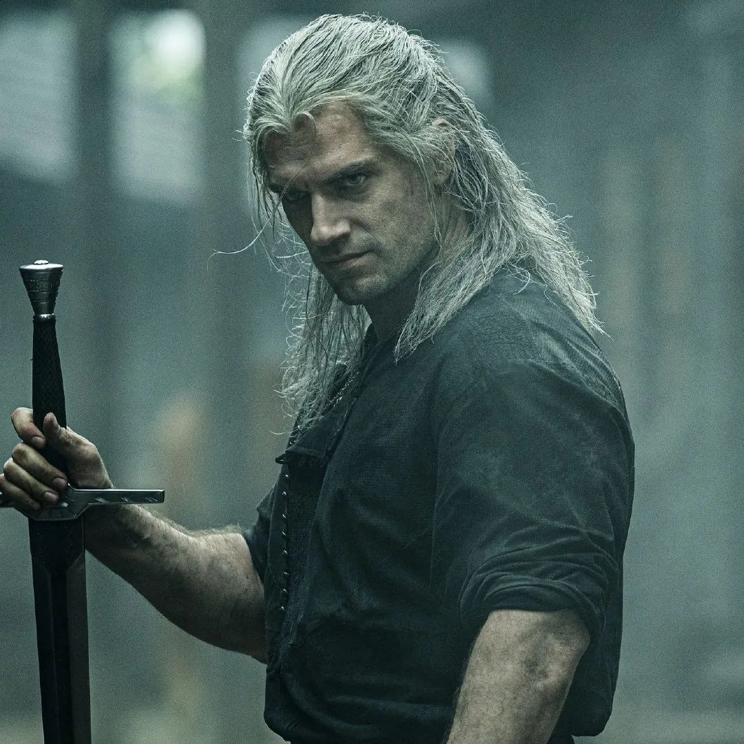'The Witcher' wraps filming, Henry Cavill writes to thank the crew | FMV6