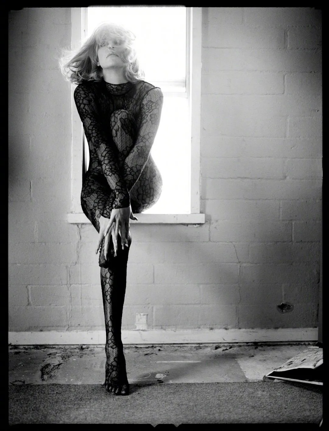 Charlize Theron, 2005 'Flaunt' magazine photo | FMV6