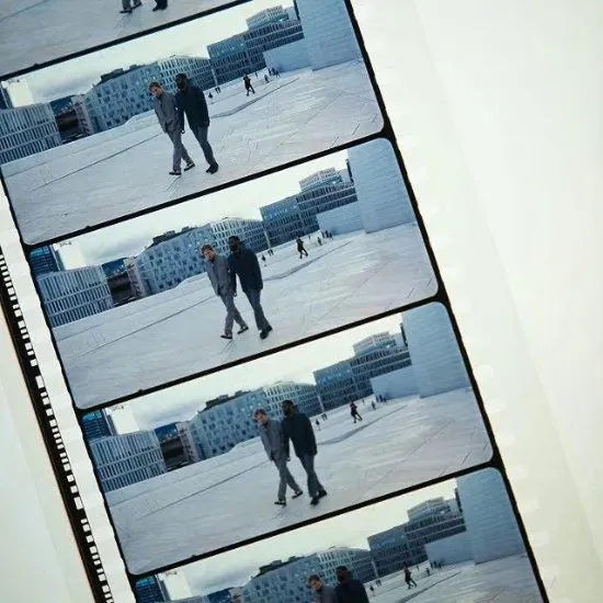 Christopher Nolan on Sticking to Film: Higher Resolution, Better Color Representation | FMV6