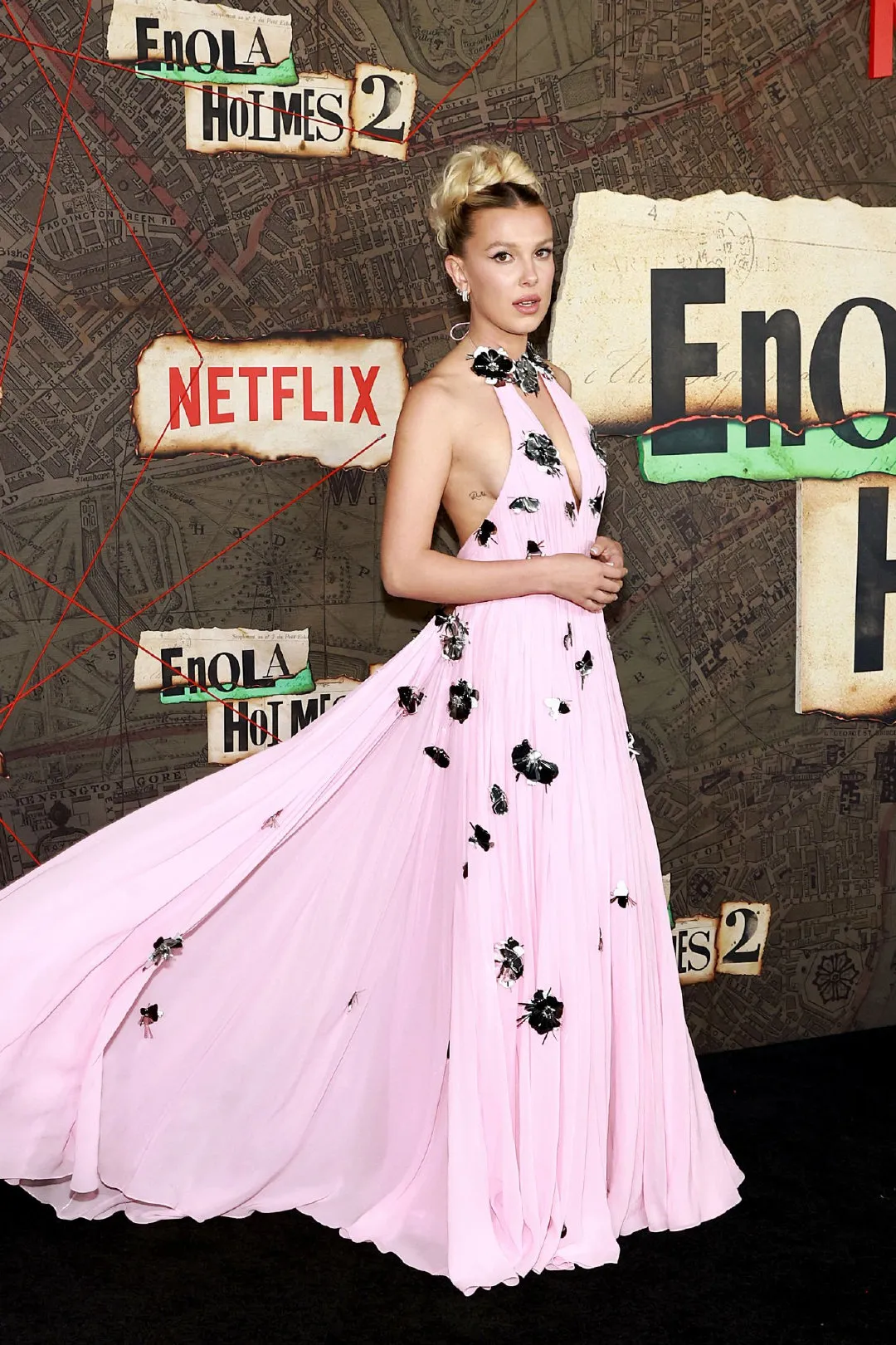 Millie Bobby Brown attends 'Enola Holmes 2' premiere in New York | FMV6