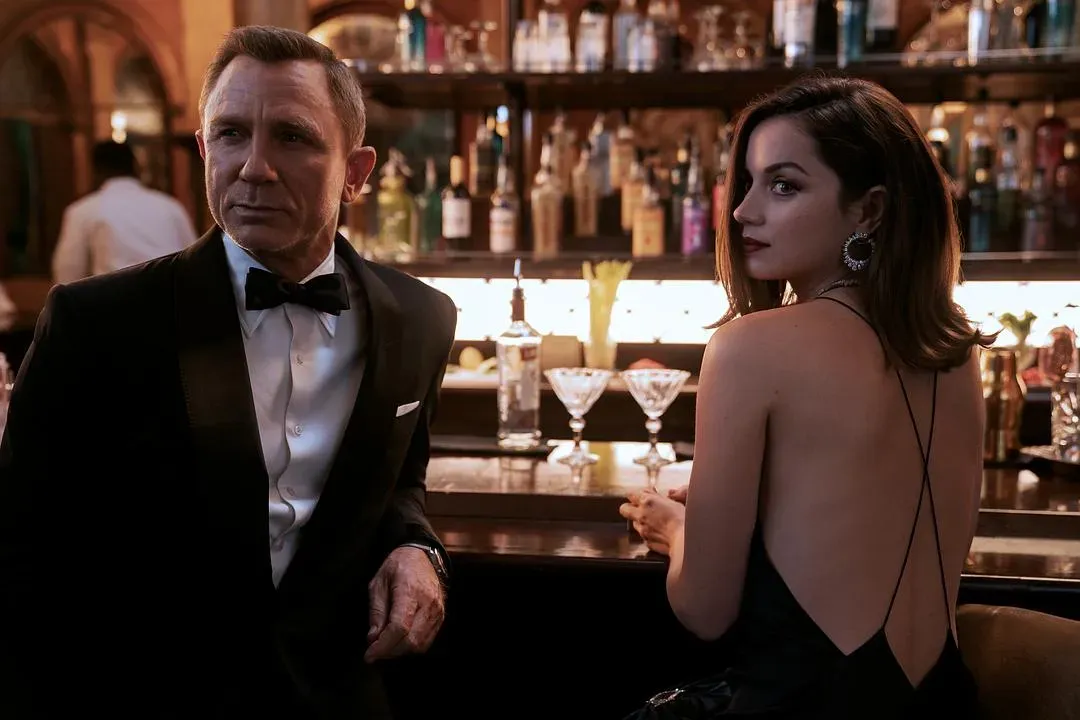 'No Time to Die' Review: James Bond's triumphant feast | FMV6