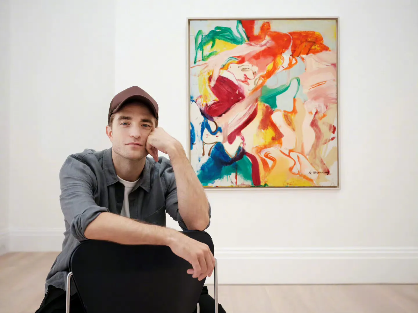 Robert Pattinson, photo of the 'Contemporary Curated' auction | FMV6