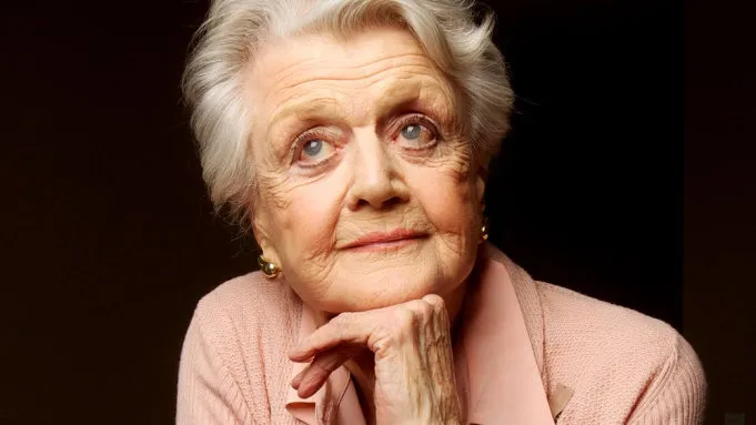 The late Angela Lansbury guest starred in 'Knives Out‎ 2' | FMV6