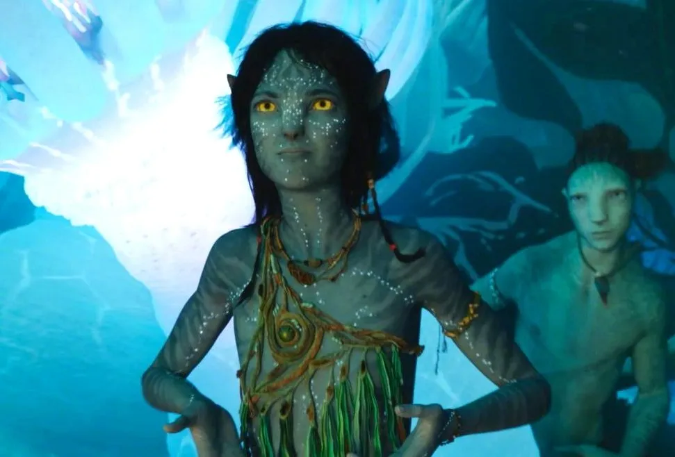73-year-old Sigourney Weaver as Kiri, a nimble Na'vi teenage girl | FMV6