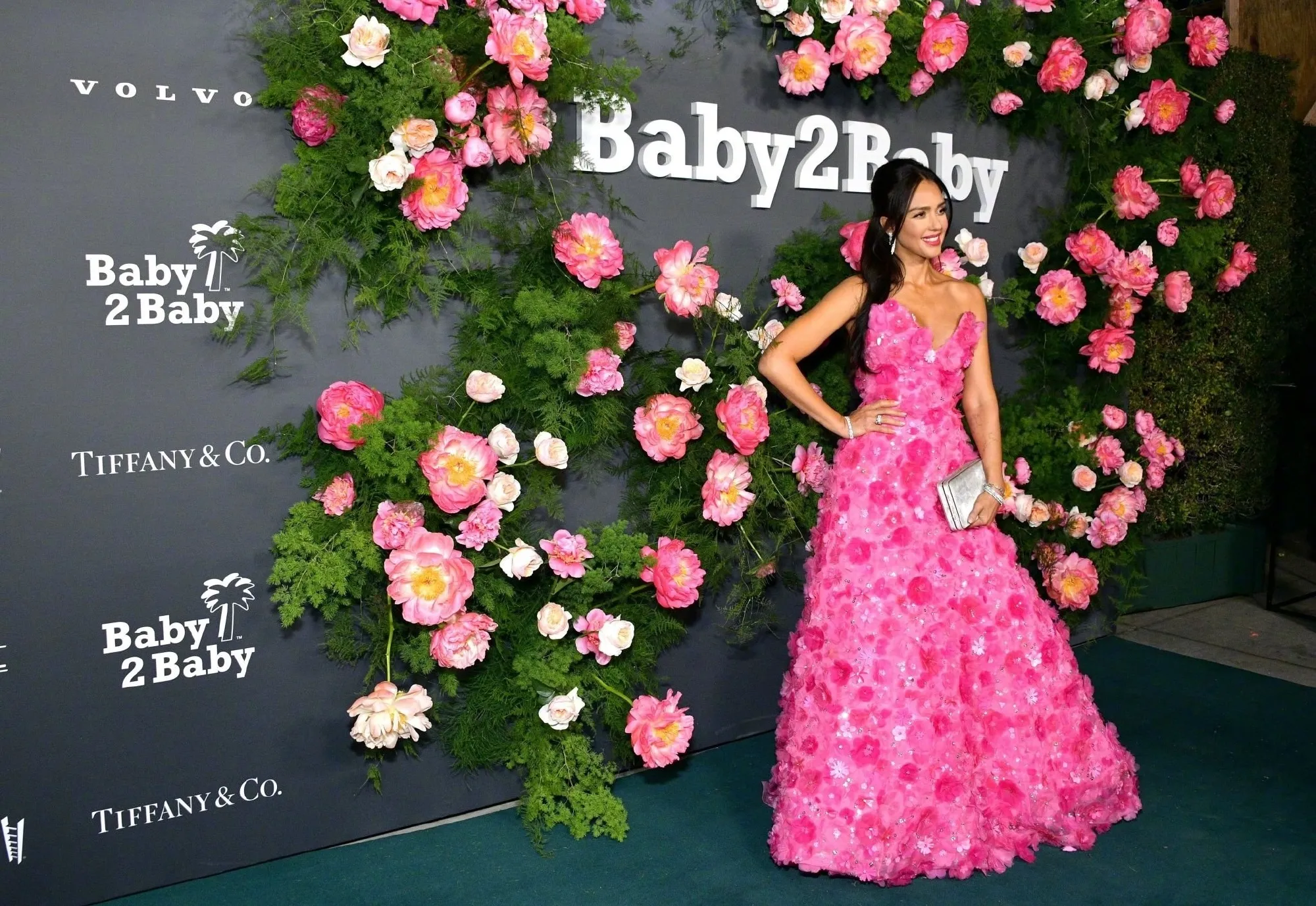 Jessica Alba attends Baby2Baby celebration | FMV6
