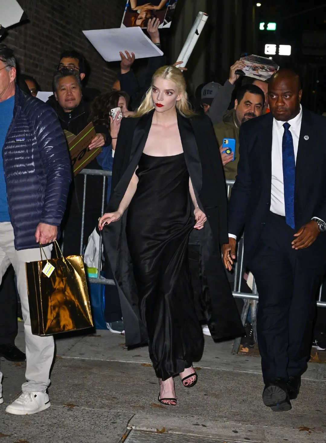 Photos of Anya Taylor-Joy going out in New York | FMV6