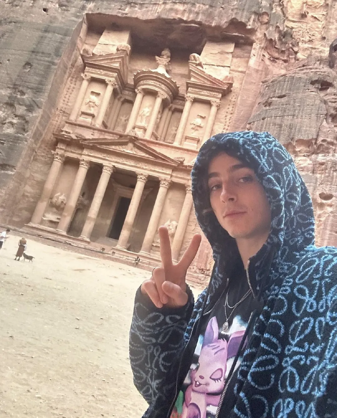Timothée Chalamet shares selfie taken in Jordan, where 'Dune 2' was filmed | FMV6